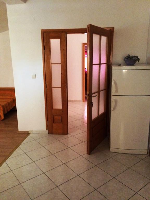 Apartment House Aria Baška Voda Δωμάτιο φωτογραφία